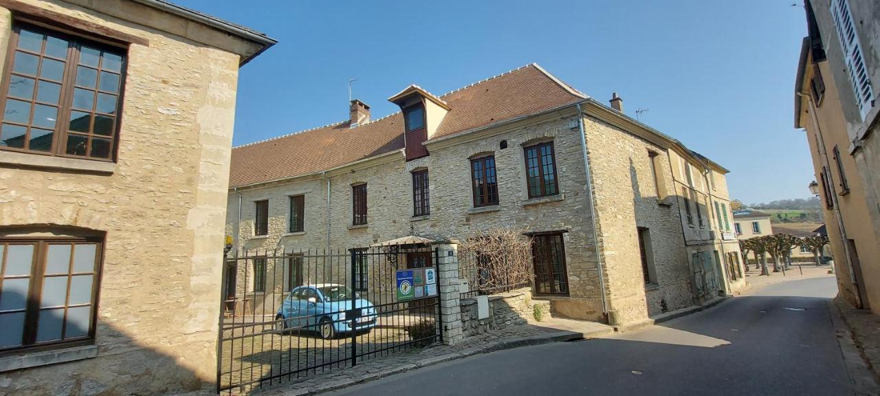 Au Relais De Chaussy Bed and breakfast *